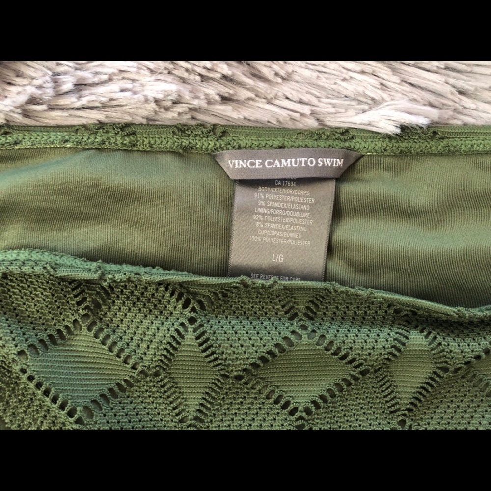 New Vince Camuto 2 Piece Swim Suit Size Large - Picture 3 of 9